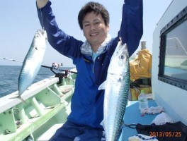 ラストにサバ釣りでは、　爆裂釣れすぎ御免状態