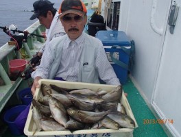 山田名人さんも　かなりの釣りすぎ御免だ