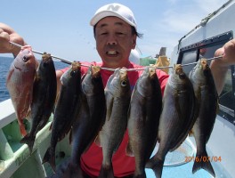 201674165011-2.jpg